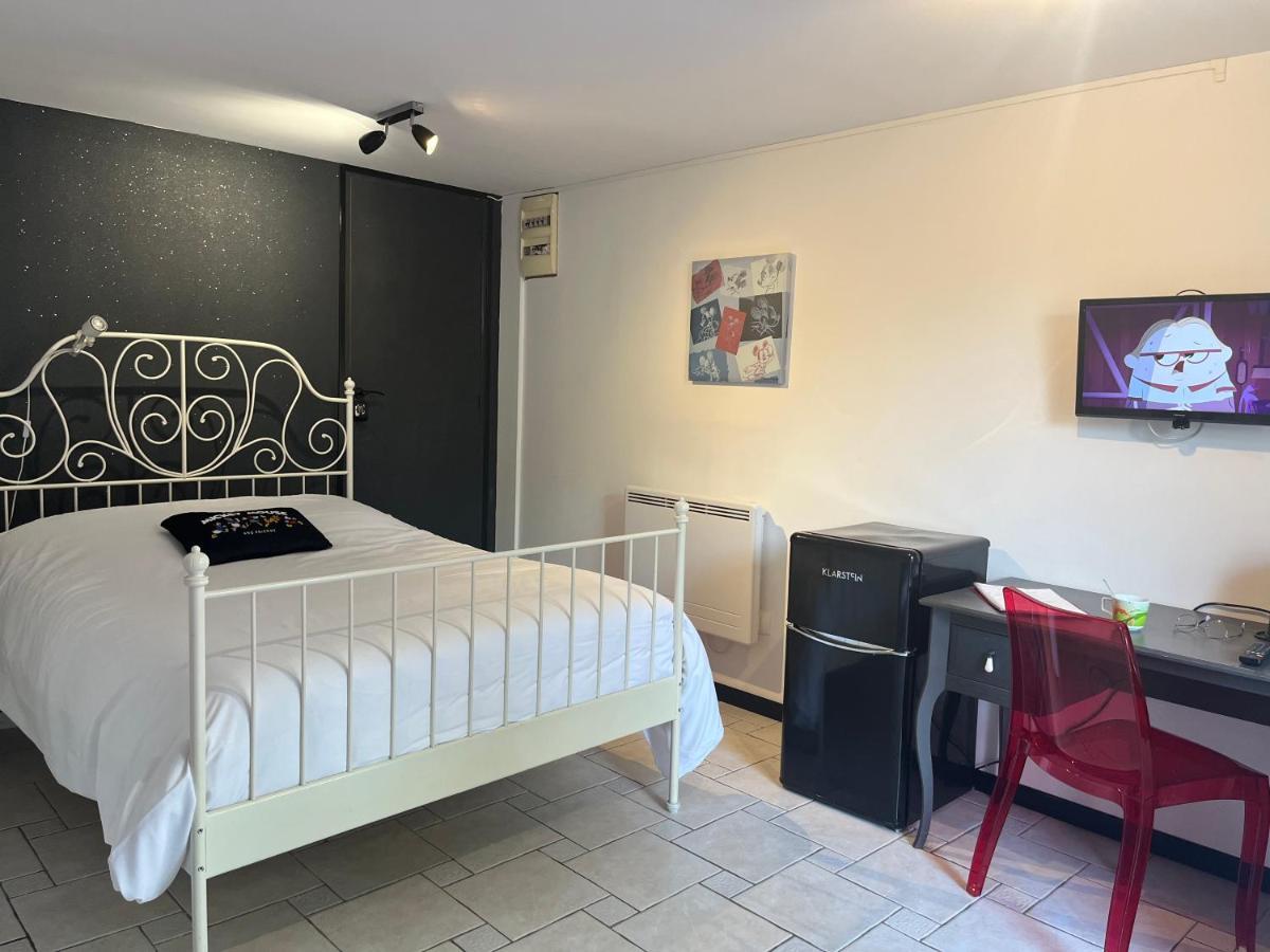 Chambres D'Hotes Poirier Bazin Montry Zewnętrze zdjęcie