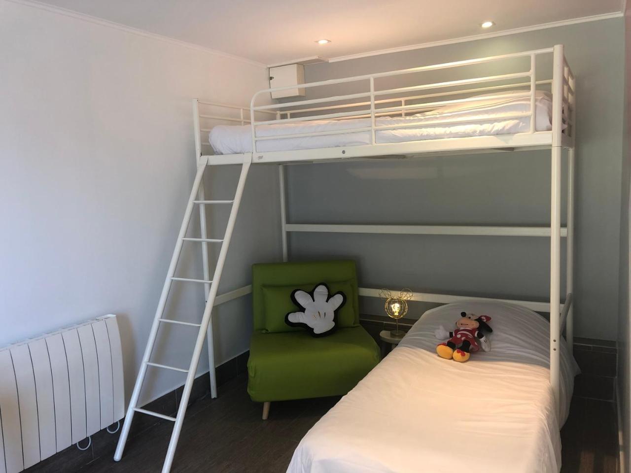 Chambres D'Hotes Poirier Bazin Montry Zewnętrze zdjęcie