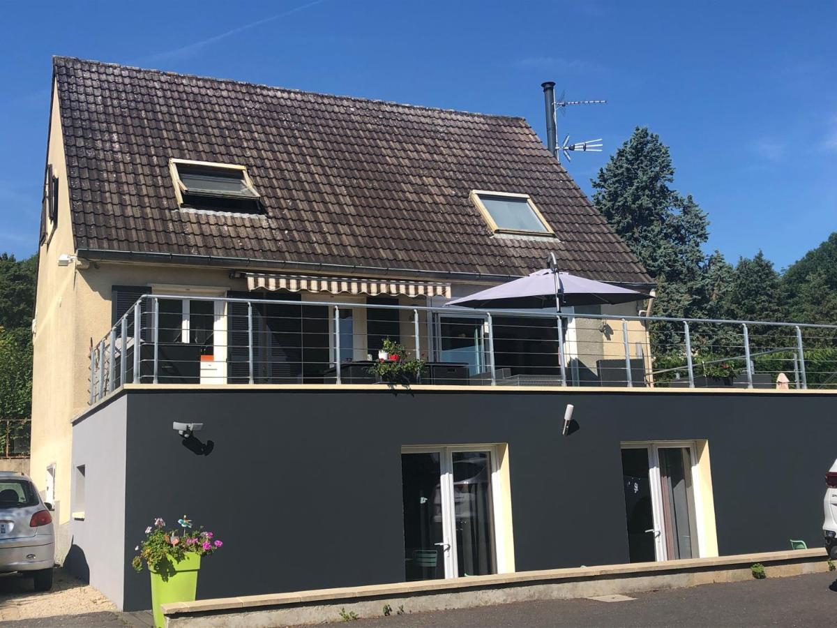 Chambres D'Hotes Poirier Bazin Montry Zewnętrze zdjęcie
